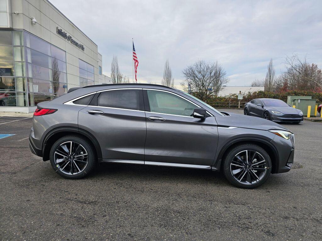 new 2025 INFINITI QX55 car, priced at $51,777