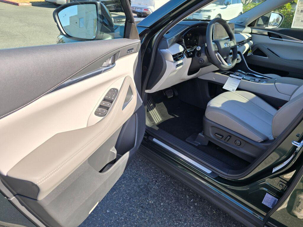 new 2026 INFINITI QX60 car