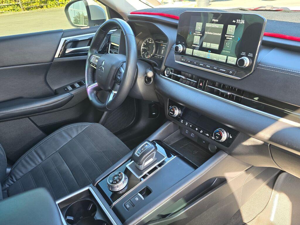 used 2023 Mitsubishi Outlander car, priced at $21,985