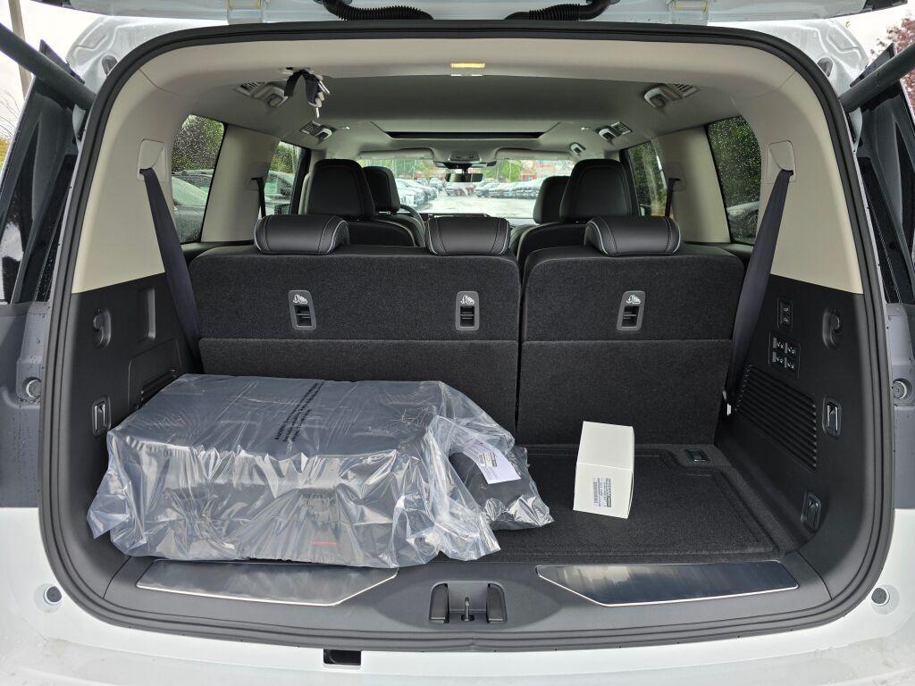 new 2026 INFINITI QX80 car, priced at $94,980