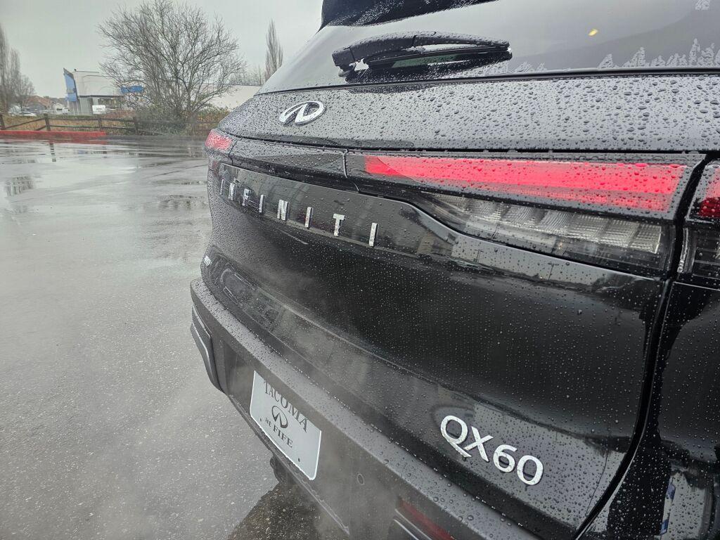 new 2025 INFINITI QX60 car