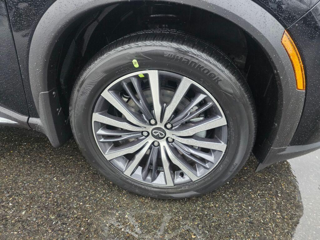 new 2025 INFINITI QX60 car