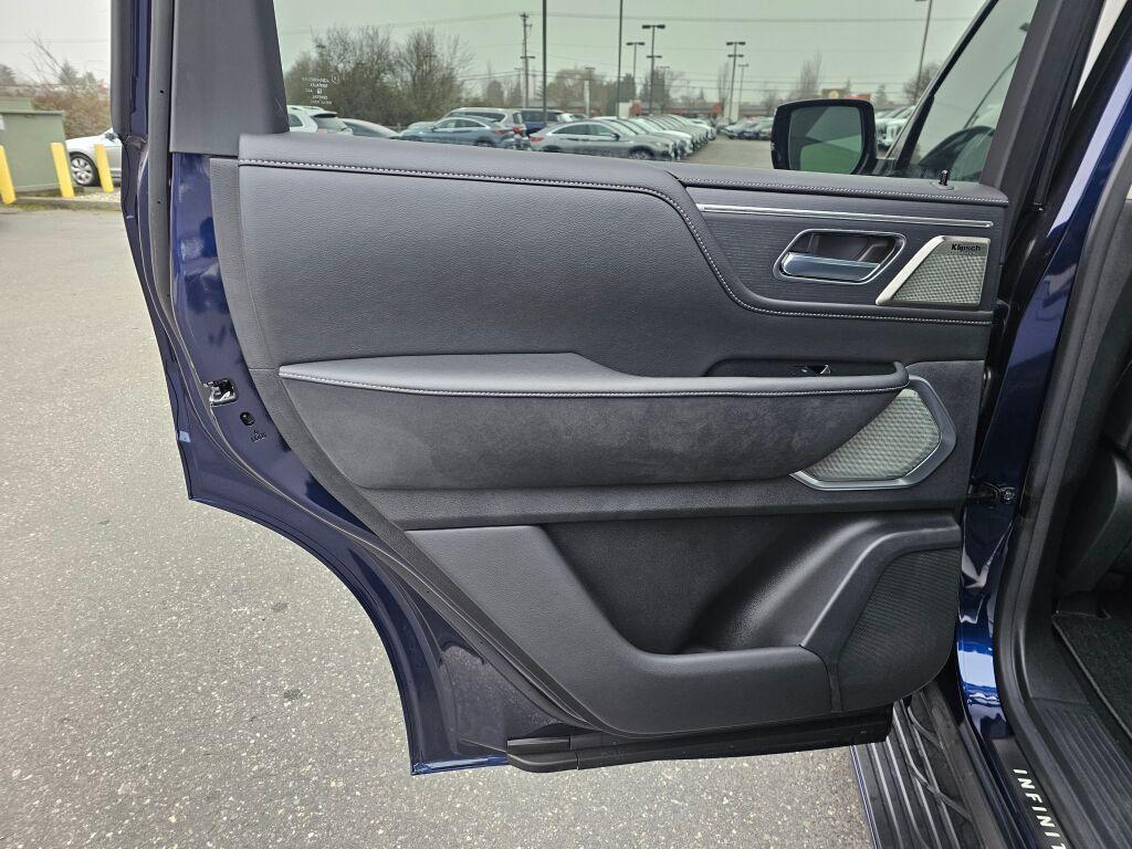 new 2025 INFINITI QX80 car, priced at $89,975