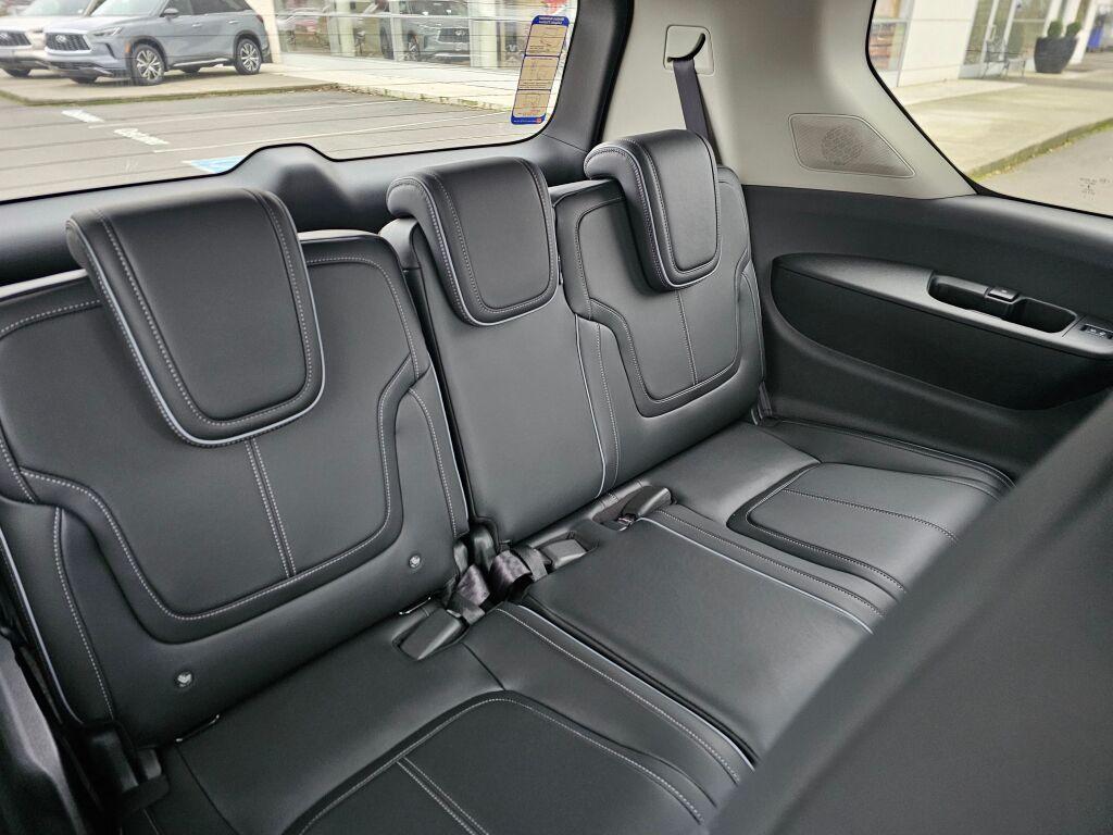 new 2025 INFINITI QX80 car, priced at $89,975