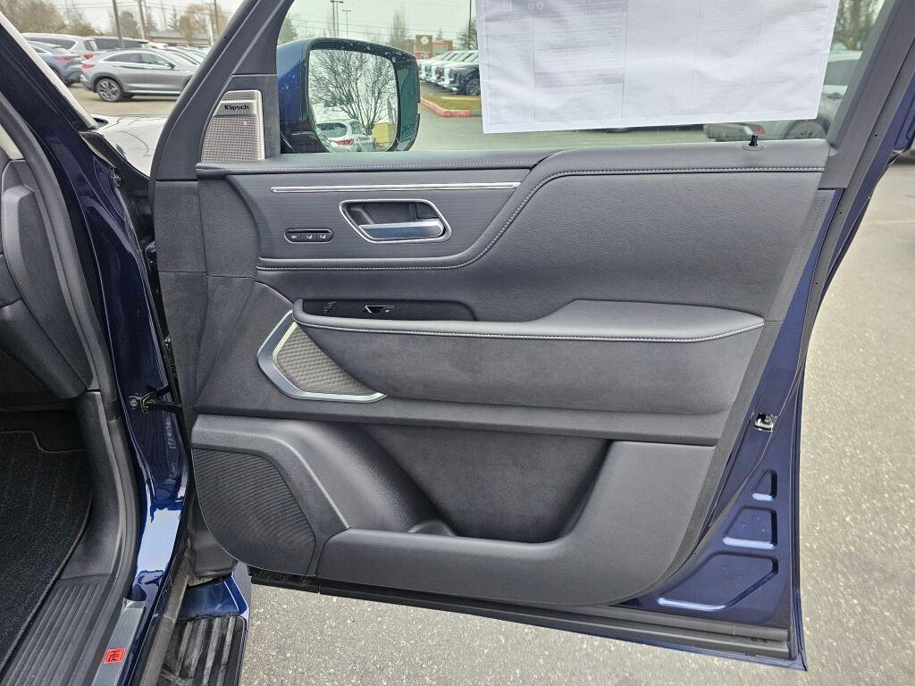 new 2025 INFINITI QX80 car, priced at $89,975