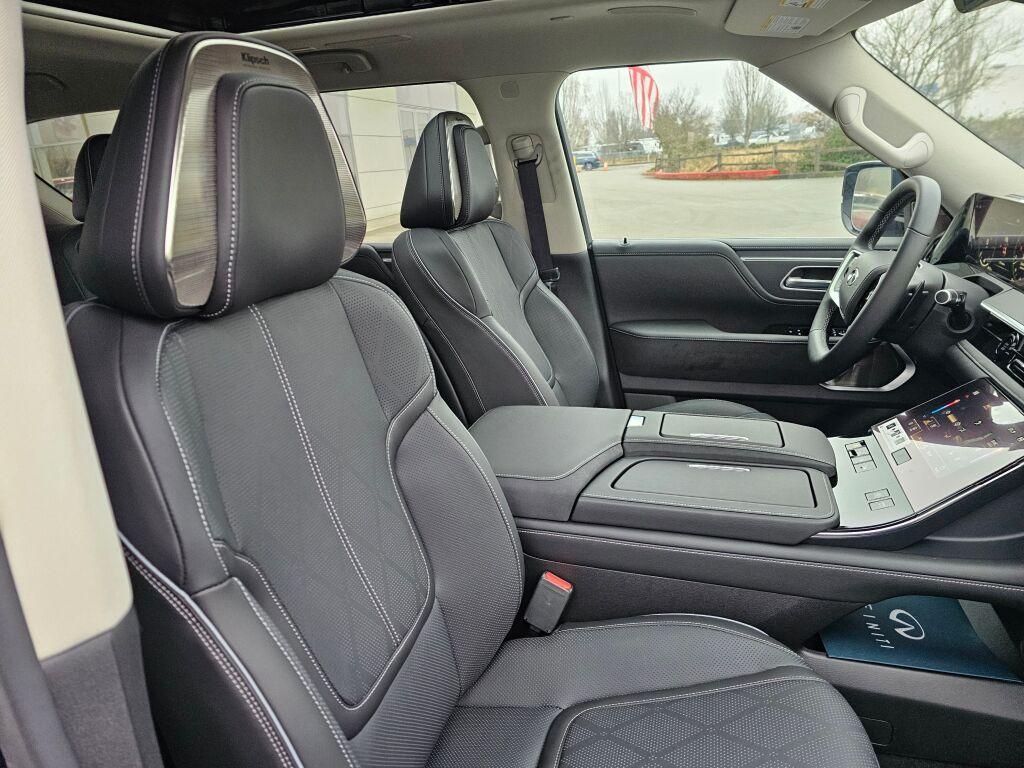 new 2025 INFINITI QX80 car, priced at $89,975