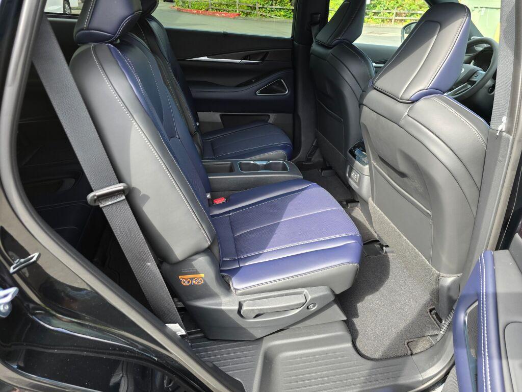 new 2026 INFINITI QX60 car, priced at $62,985