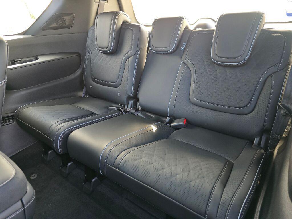 new 2025 INFINITI QX80 car, priced at $99,810