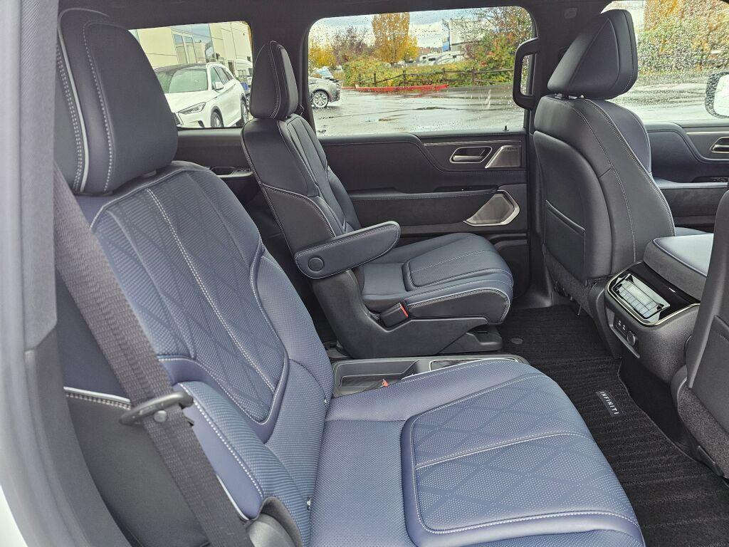 new 2026 INFINITI QX80 car, priced at $101,925