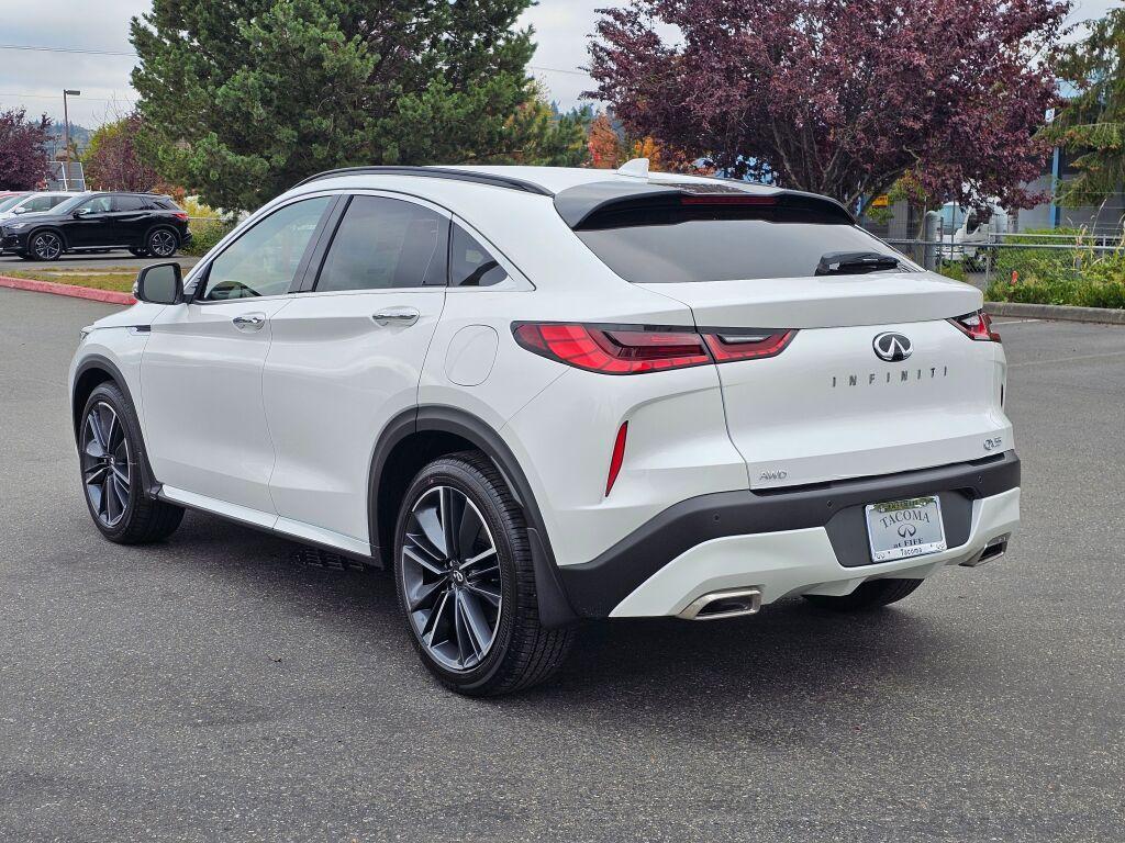 new 2025 INFINITI QX55 car