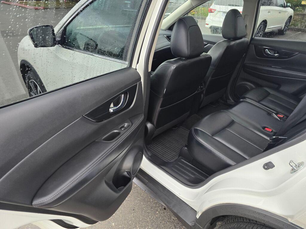 used 2018 Nissan Rogue car, priced at $17,940