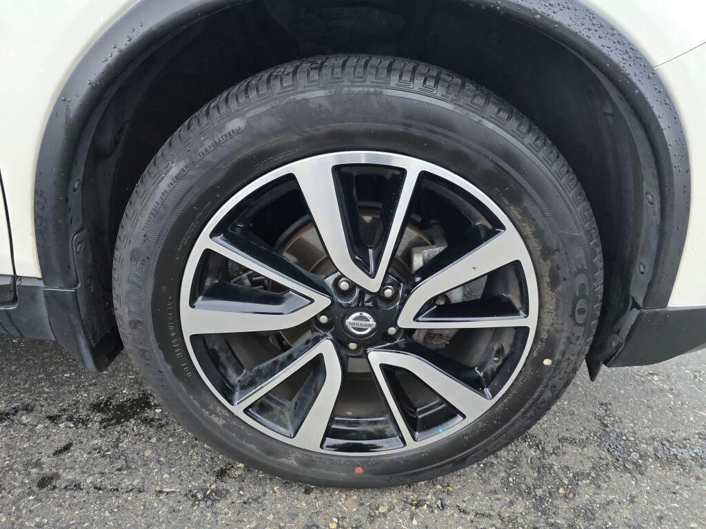 used 2018 Nissan Rogue car, priced at $17,940