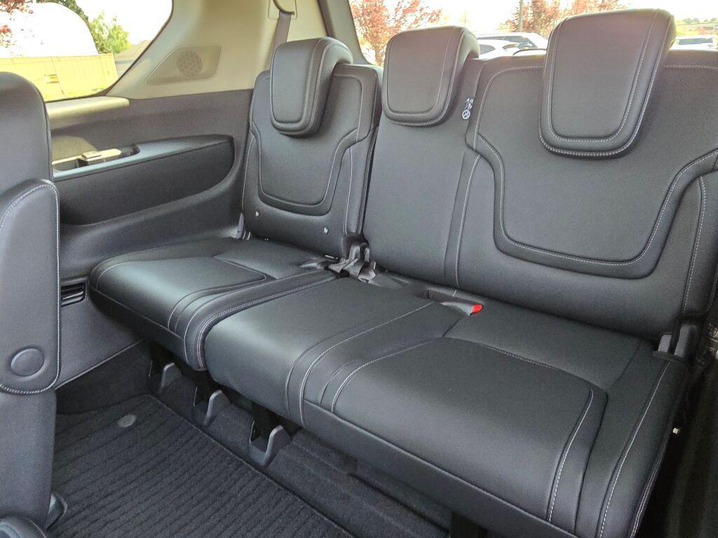 new 2025 INFINITI QX80 car, priced at $74,910