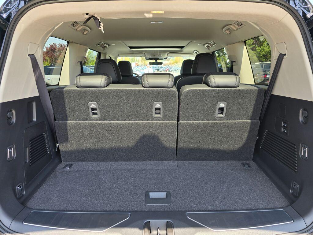 new 2025 INFINITI QX80 car, priced at $74,910