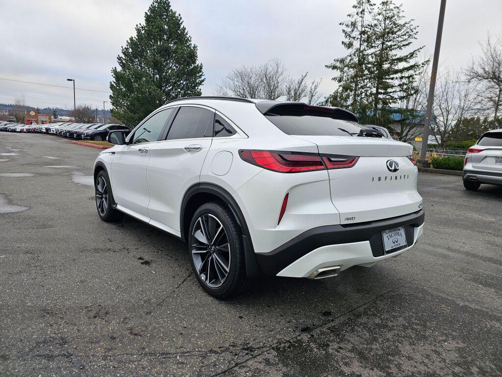 new 2025 INFINITI QX55 car