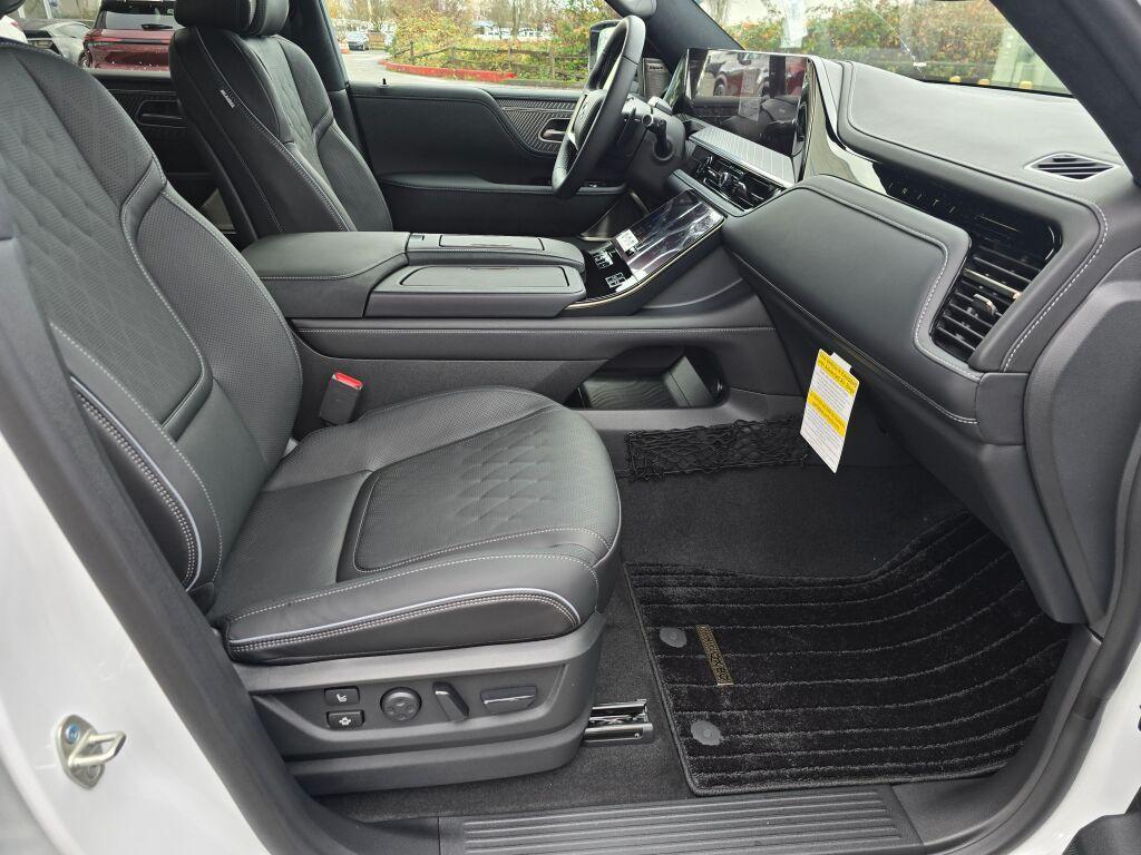 new 2026 INFINITI QX80 car, priced at $117,920