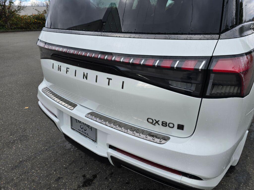 new 2026 INFINITI QX80 car, priced at $117,920