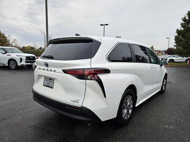 used 2022 Toyota Sienna car, priced at $40,587