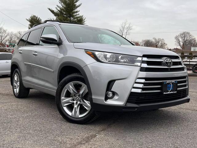 used 2019 Toyota Highlander car, priced at $24,885