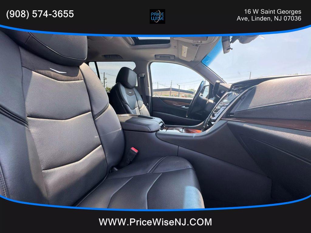 used 2019 Cadillac Escalade ESV car, priced at $26,995