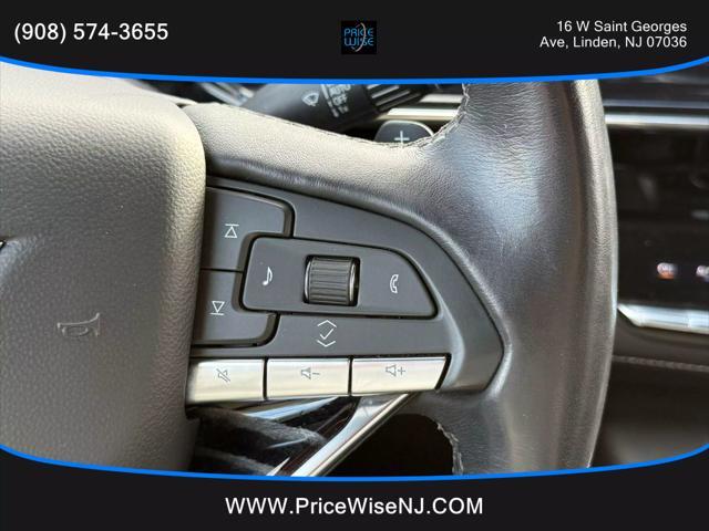 used 2023 Cadillac Escalade ESV car, priced at $69,595