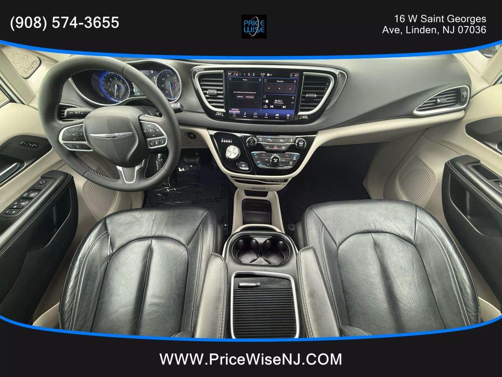 used 2022 Chrysler Pacifica car, priced at $17,995