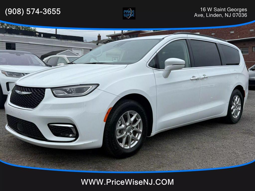 used 2022 Chrysler Pacifica car, priced at $17,995