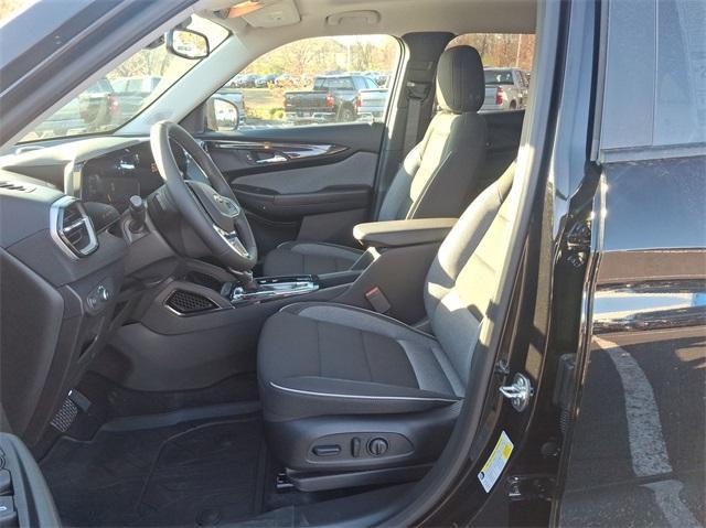 new 2025 Chevrolet TrailBlazer car, priced at $31,108