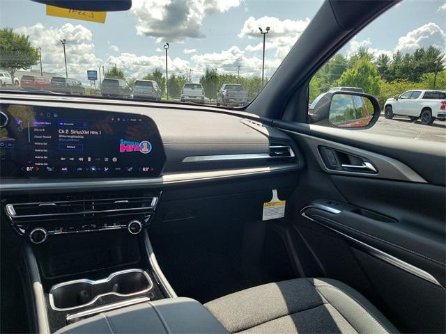 new 2024 Chevrolet Traverse car, priced at $44,165