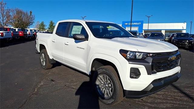 new 2024 Chevrolet Colorado car, priced at $42,701