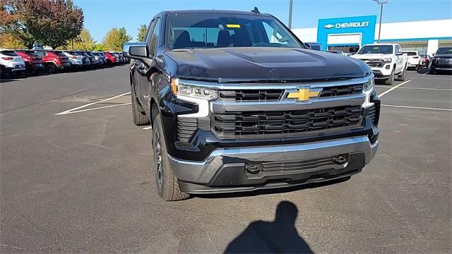 new 2025 Chevrolet Silverado 1500 car, priced at $51,353