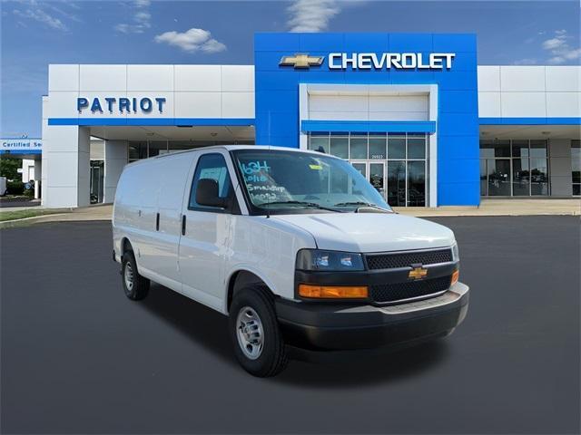 new 2024 Chevrolet Express 2500 car