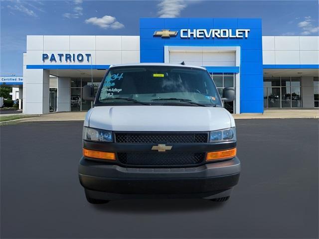 new 2024 Chevrolet Express 2500 car