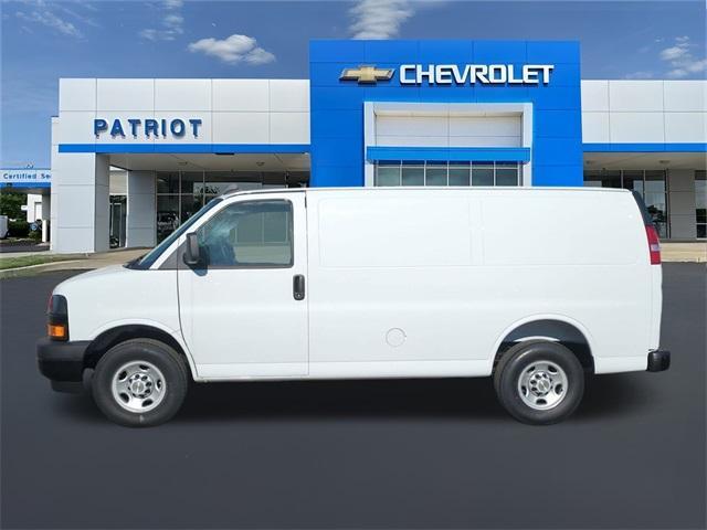 new 2024 Chevrolet Express 2500 car