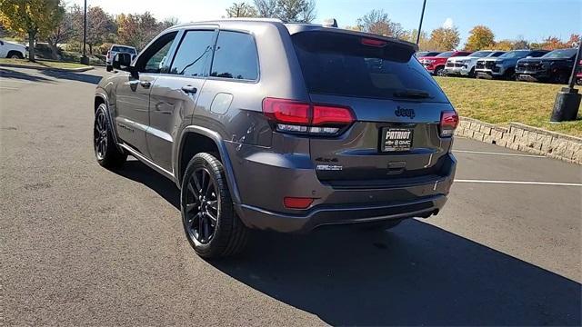 used 2018 Jeep Grand Cherokee car, priced at $18,130