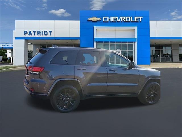 used 2018 Jeep Grand Cherokee car, priced at $17,923