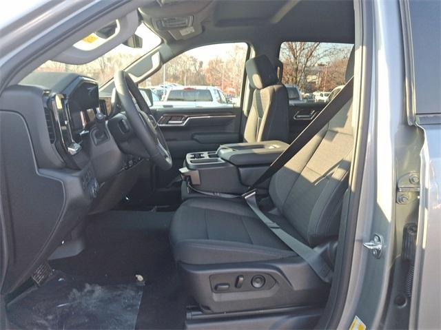 new 2025 Chevrolet Silverado 1500 car, priced at $53,660