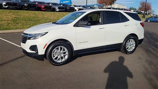 used 2022 Chevrolet Equinox car, priced at $21,309