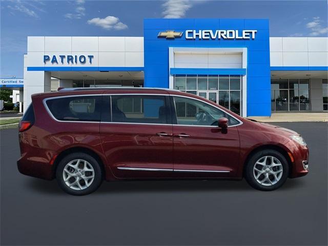 used 2017 Chrysler Pacifica car, priced at $19,930