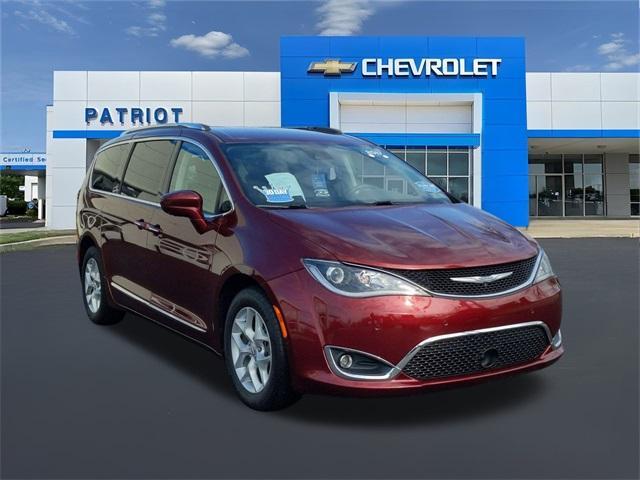 used 2017 Chrysler Pacifica car, priced at $19,930