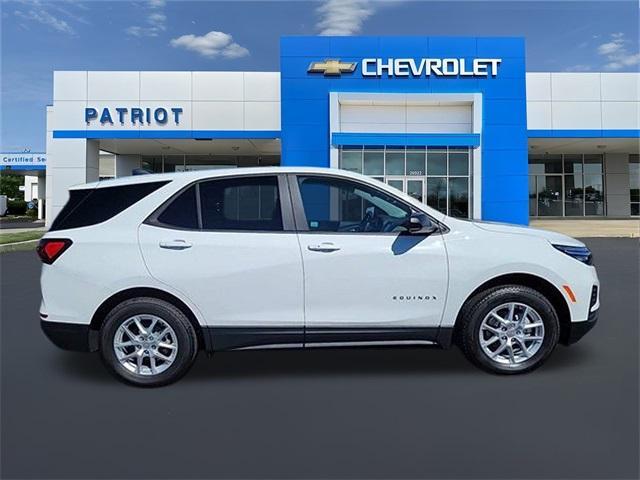 used 2023 Chevrolet Equinox car, priced at $24,494