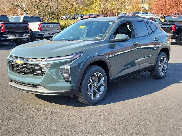 new 2025 Chevrolet Trax car, priced at $25,025