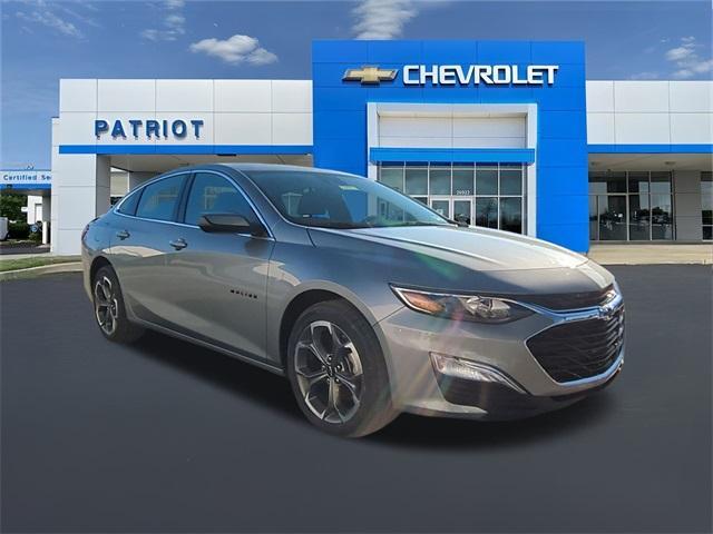 new 2025 Chevrolet Malibu car, priced at $28,101