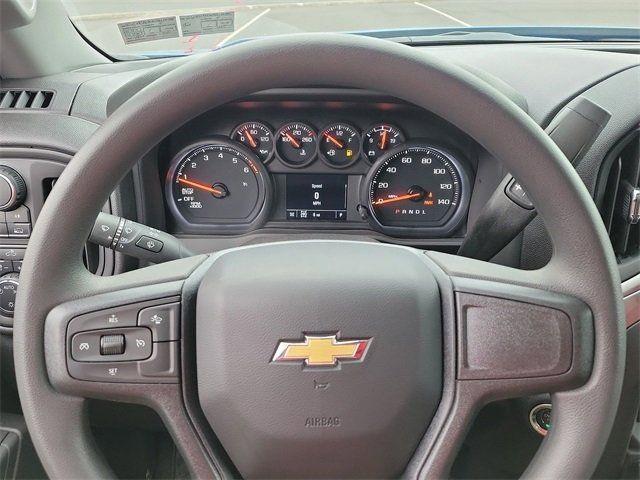 new 2024 Chevrolet Silverado 1500 car, priced at $50,615