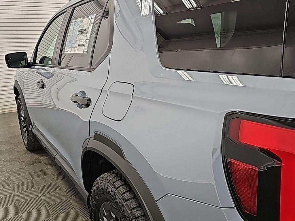 new 2026 Honda Passport car, priced at $50,400