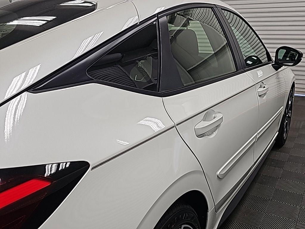 new 2025 Honda Civic Hybrid car, priced at $34,060