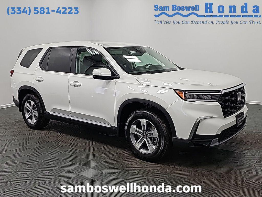 new 2025 Honda Pilot car, priced at $48,280