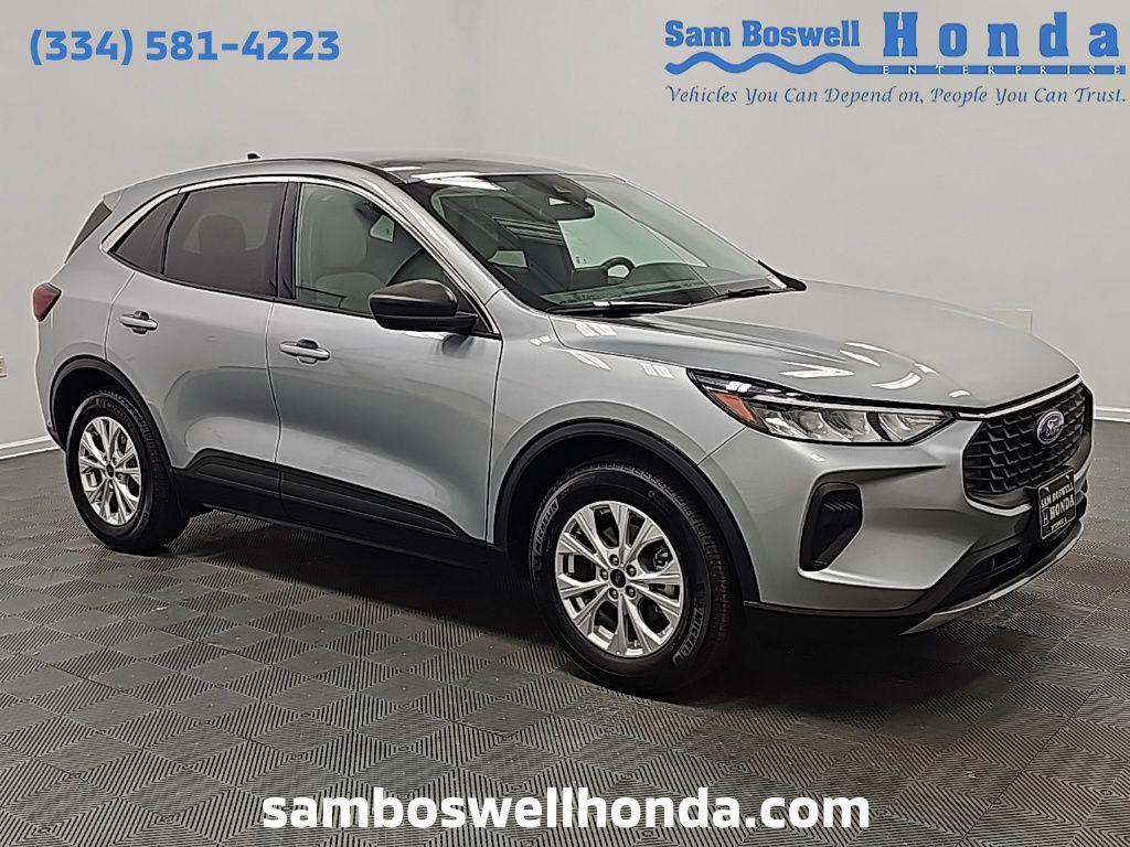 used 2024 Ford Escape car, priced at $26,250