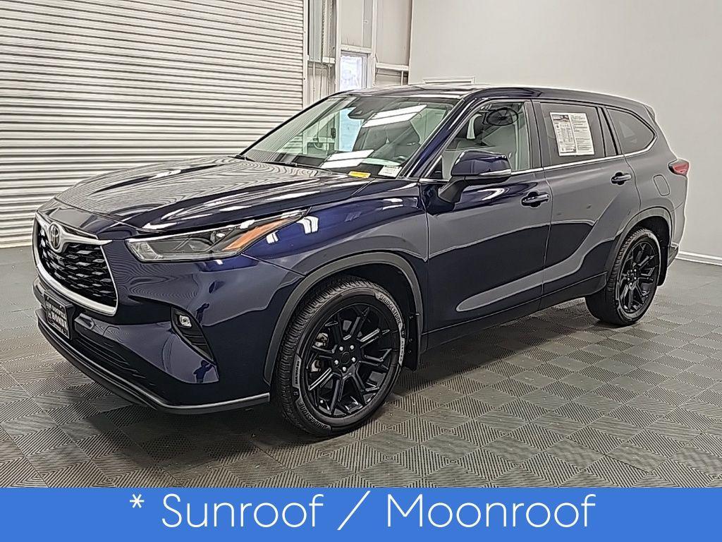 used 2023 Toyota Highlander car, priced at $31,700