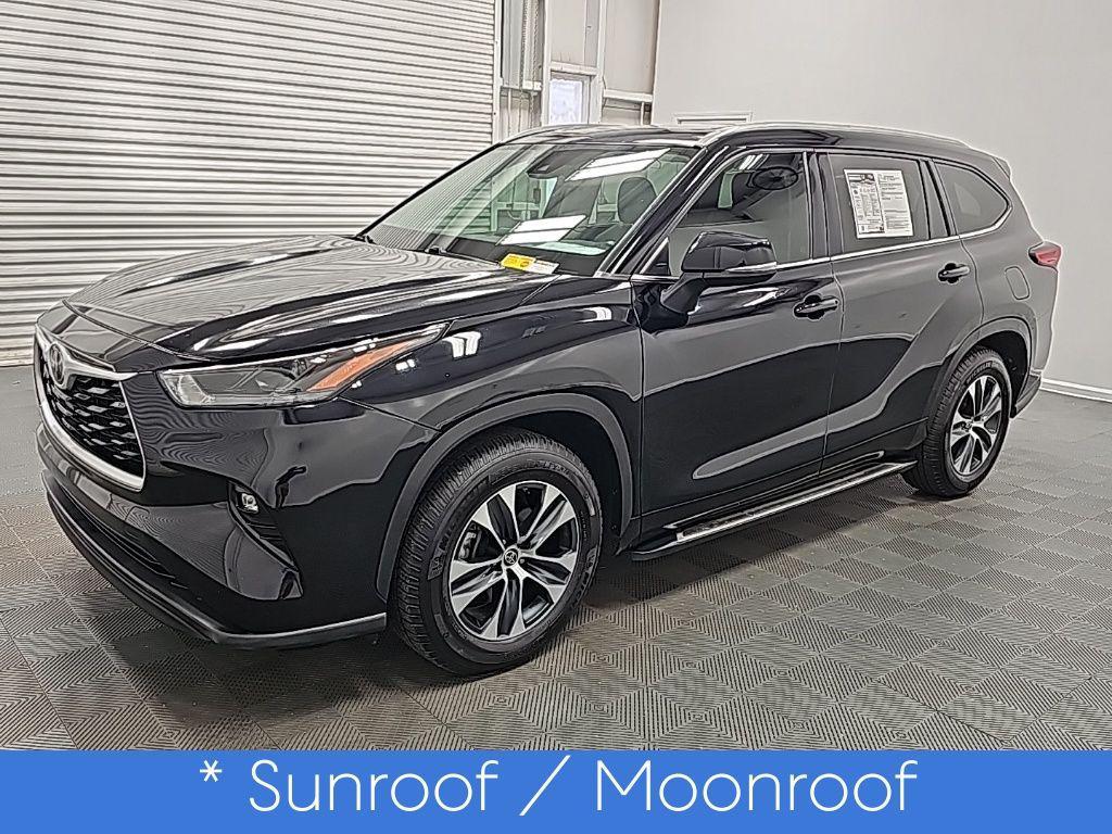 used 2022 Toyota Highlander car, priced at $30,000